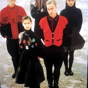 Mac & Maggie Limited Edition Vintage 2-pc wire-hem skirt and top set 80s M